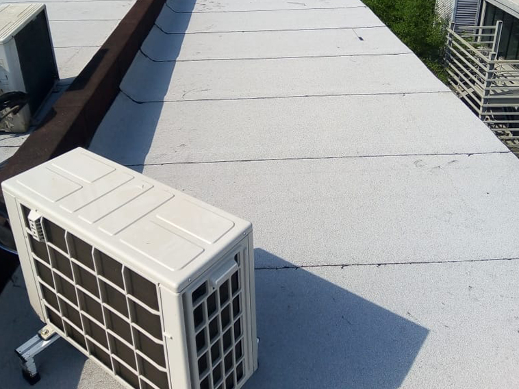 Aislamiento térmico comercial en plaza y oficinas en Monterrey por Airregio