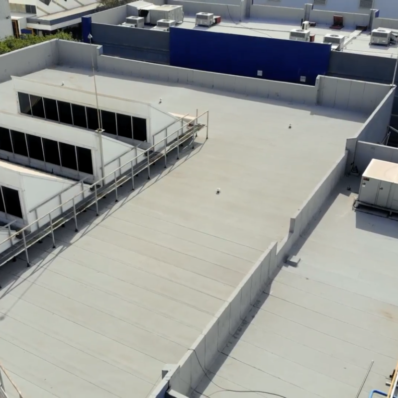 Sustitución de láminas metálicas y traslúcidas en nave industrial por Airregio
